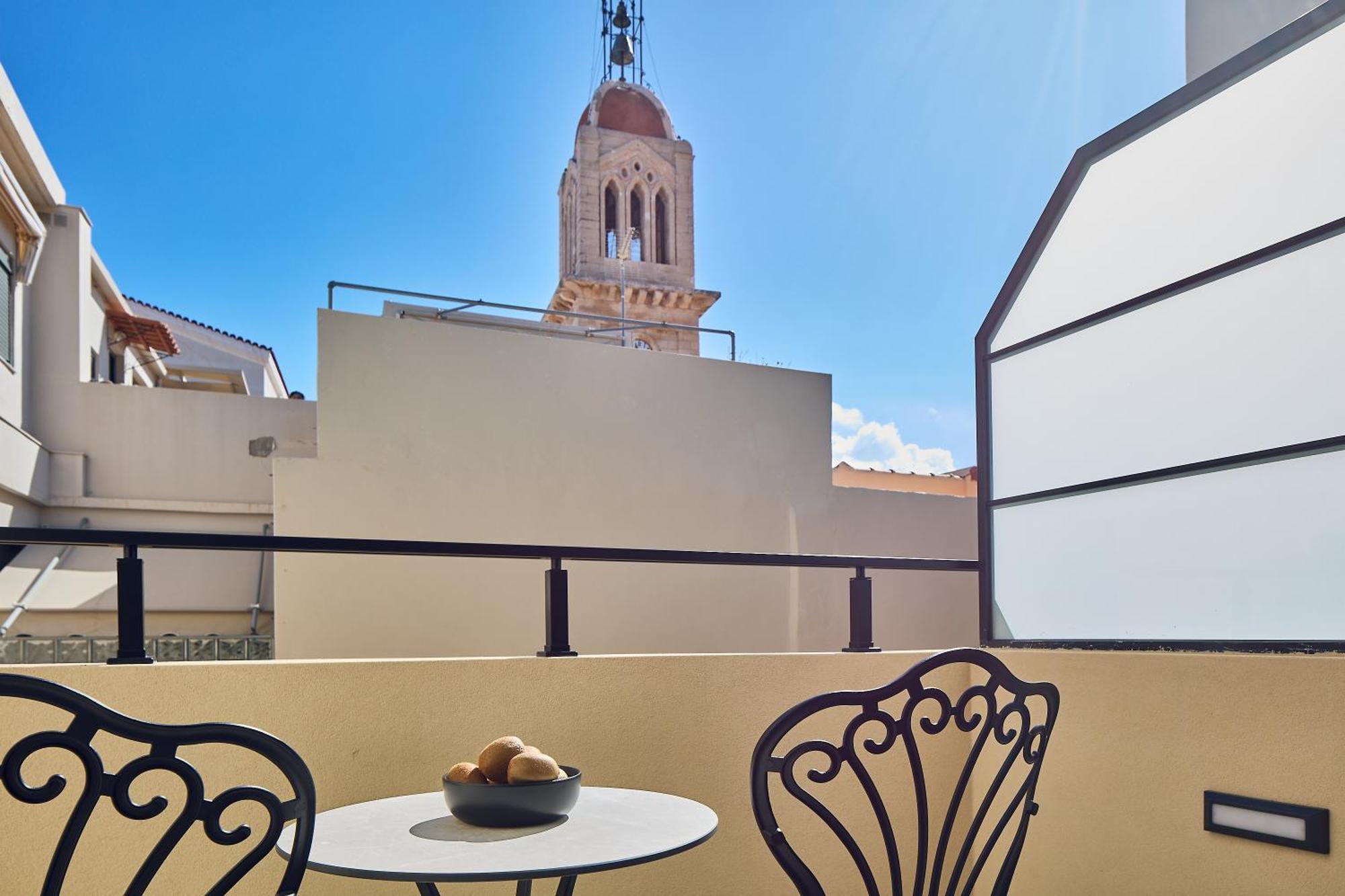 Grande Madonna Luxury Boutique Suites Rethymno  Room photo